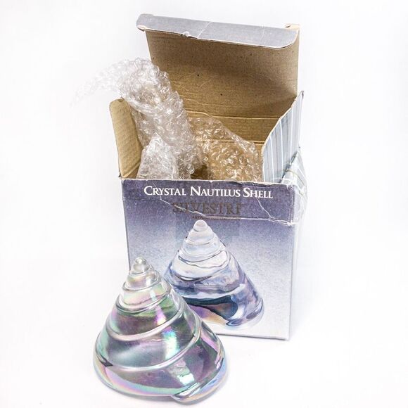 VTG Sylvestri Large Crystal Nautilus Shell Paperweight - Picture 10 of 11